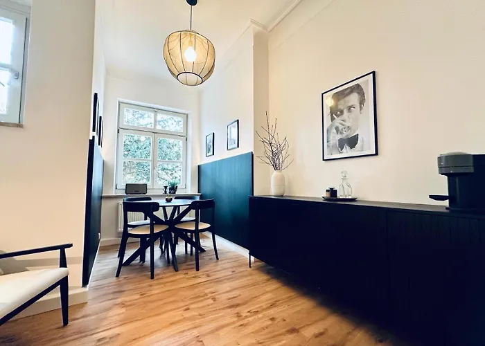 Appartement Grosszuegig Und Super Zentral Regensburg