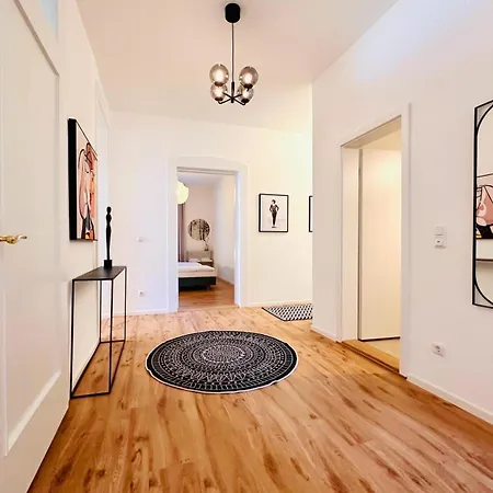 Grosszuegig Und Super Zentral * Regensburg